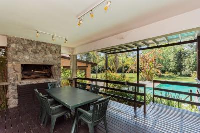 Casa 4 dormitorios en alquiler en Benavidez, Tigre