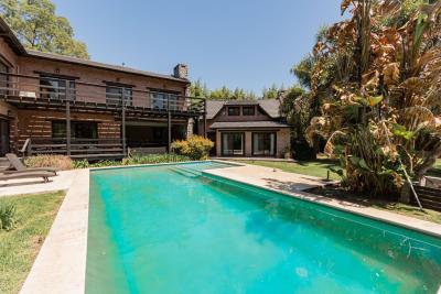 Casa 4 dormitorios en alquiler en Benavidez, Tigre