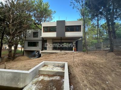 Casa 4 dormitorios en venta en Maritimo III, Costa Esmeralda