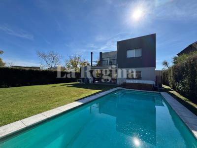 Casa 4 dormitorios en venta en General Pacheco, Tigre