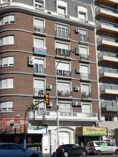 Departamento 2 dormitorios en venta en Avellaneda