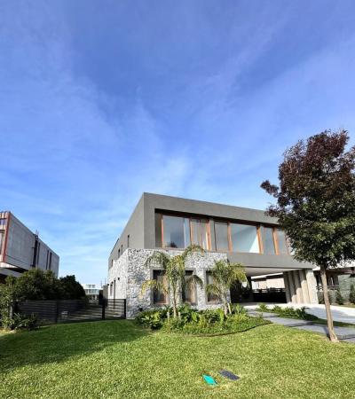 Casa 4 dormitorios en venta en Nordelta, Tigre