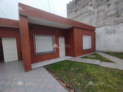 Casa 2 dormitorios en venta en Jose C Paz