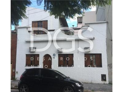 Casa 4 dormitorios en venta en Lanus Este, Lanus