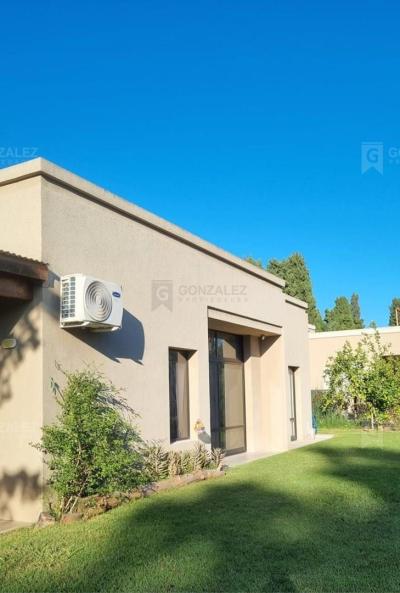 Casa 3 dormitorios en venta en Manzanares, Pilar