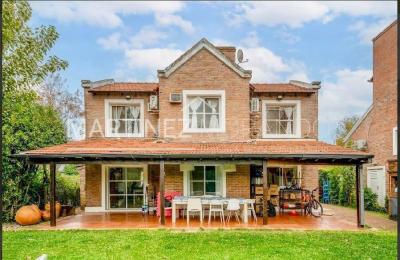 Casa 3 dormitorios en alquiler en Soles del Pilar, Pilar