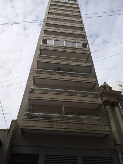 Departamento 3 dormitorios en alquiler en Avellaneda