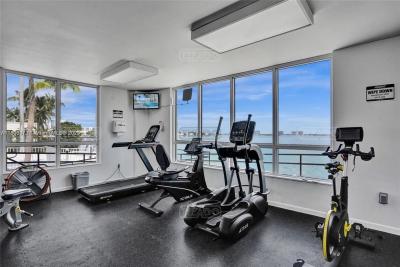Departamento 1 dormitorios en venta en Miami