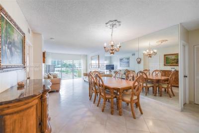 Departamento 1 dormitorios en venta en Hallandale, Miami