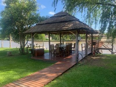 Casa 4 dormitorios en venta en Benavidez, Tigre