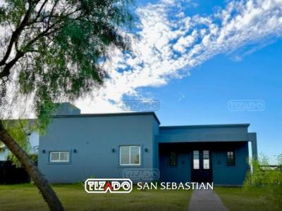Casa 3 dormitorios en venta en San Sebastian, Escobar