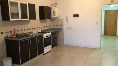 Departamento 1 dormitorios en alquiler en Villa Luzuriaga, La Matanza