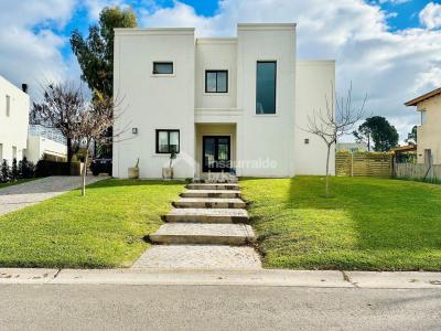 Casa 3 dormitorios en venta en San Matias, Escobar