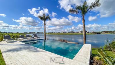 Casa 4 dormitorios en venta en Nordelta, Tigre