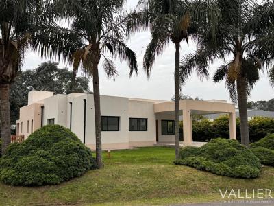 Casa 3 dormitorios en venta en Lomas de San Antonio, Lujan