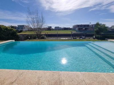 Casa 4 dormitorios en venta en Nordelta, Tigre