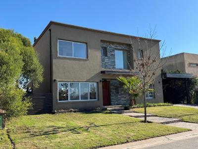 Casa 3 dormitorios en venta en Villanueva, Tigre