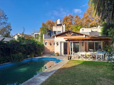 Casa 4 dormitorios en venta en Punta Chica, San Fernando