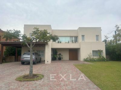 Casa 5 dormitorios en venta en Nordelta, Tigre