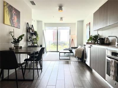 Departamento 1 dormitorios en venta en Miami