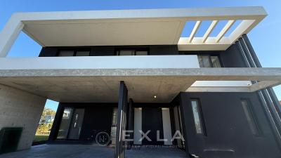Casa 4 dormitorios en venta en Nordelta, Tigre