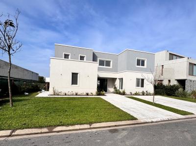 Casa 4 dormitorios en venta en Nordelta, Tigre