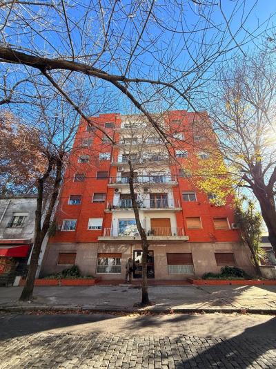 Departamento 2 dormitorios en venta en La Plata