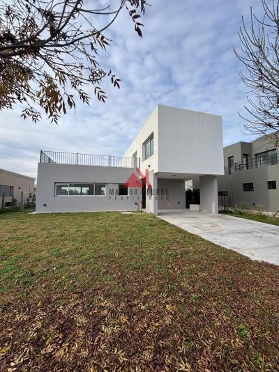 Casa 3 dormitorios en venta en Santo Tomas, Pilar