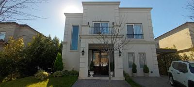 Casa 5 dormitorios en alquiler en Nordelta, Tigre