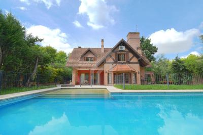 Casa 3 dormitorios en venta en Benavidez, Tigre
