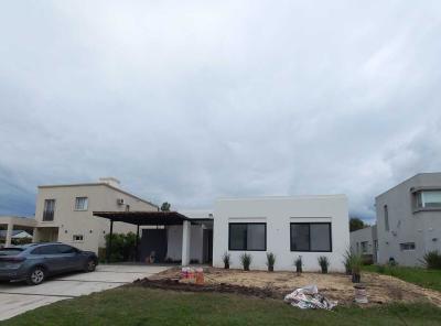Casa 3 dormitorios en venta en Manzanares, Pilar