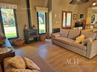 Casa 2 dormitorios en venta en Costa Del Este