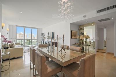 Departamento 1 dormitorios en venta en Sunny Isles, Miami