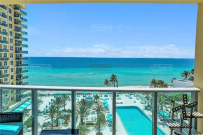 Departamento 1 dormitorios en venta en Hollywood, Miami