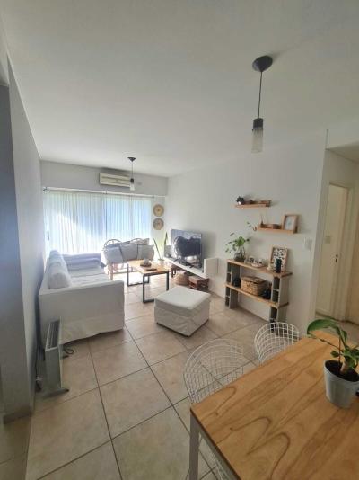 Departamento 1 dormitorios en alquiler en Tigre, Tigre