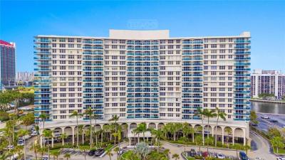 Departamento 2 dormitorios en venta en Hollywood, Miami