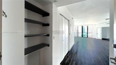 Departamento 3 dormitorios en venta en Miami