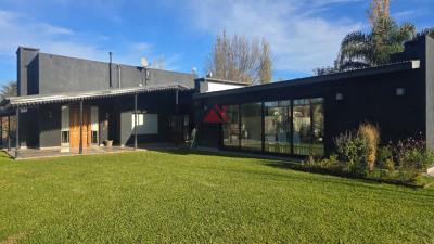 Casa 3 dormitorios en venta en Chacras del Molino, Exaltacion de la Cruz