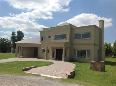 Casa 3 dormitorios en alquiler en El Nacional, General Rodriguez