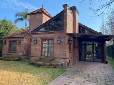 Casa 4 dormitorios en venta en Francisco Álvarez, Moreno