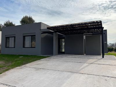 Casa 3 dormitorios en venta en Manzanares, Pilar