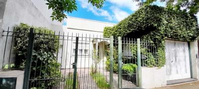 Casa 3 dormitorios en venta en Caseros, Tres de Febrero