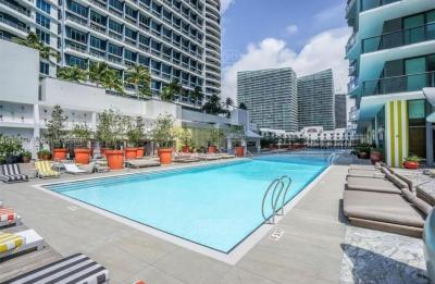 Departamento 1 dormitorios en venta en Miami