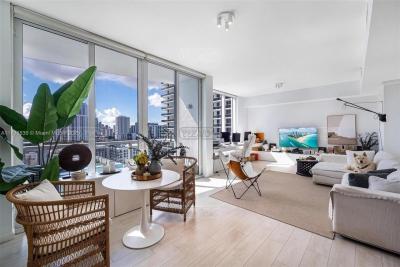 Departamento 1 dormitorios en venta en Miami