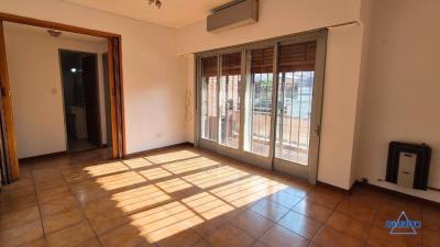 Departamento 2 dormitorios en alquiler en Santos Lugares, Tres de Febrero