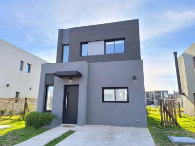 Casa 3 dormitorios en alquiler en El Aljibe, Pilar