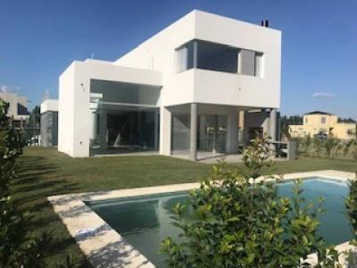 Casa 3 dormitorios en venta en Nordelta, Tigre
