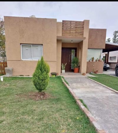 Casa en alquiler en Escobar