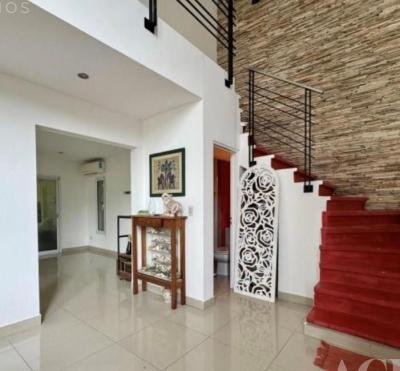 Casa 4 dormitorios en venta en General Pacheco, Tigre