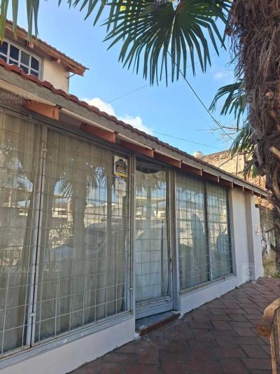 Casa 2 dormitorios en alquiler en Pilar